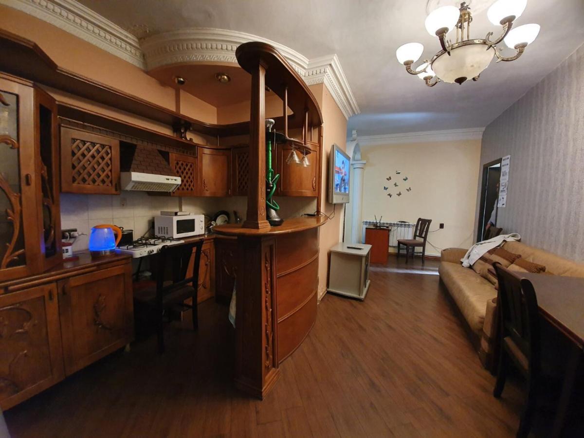 Crystal Villa Hotel Yerevan Ngoại thất bức ảnh